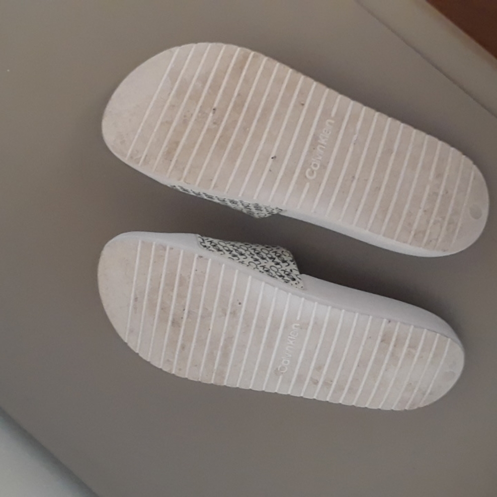 Calvin Klein Slides - Picture 2 of 4